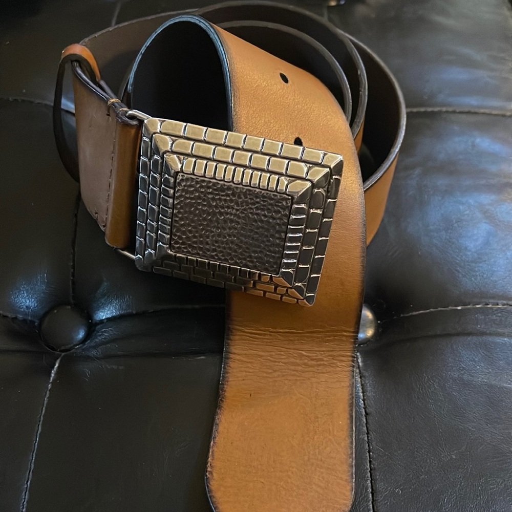 Chico’s belt
